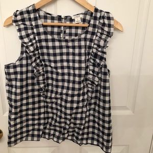 Gingham navy and white top- j crew